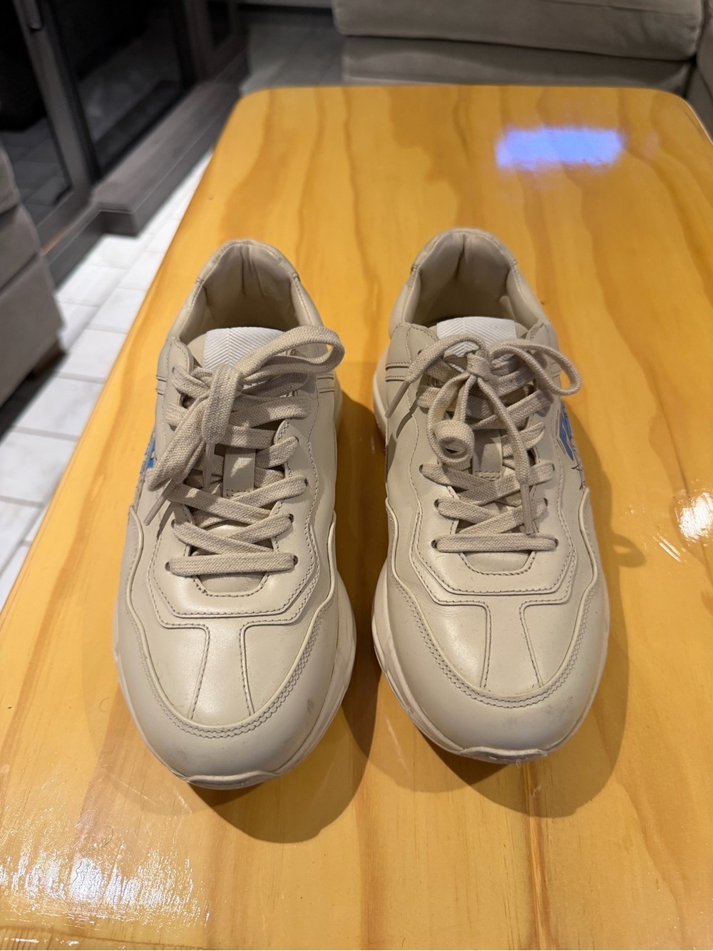 Gucci Disney x Rhyton Women’s Sneakers - Picture 9 of 10